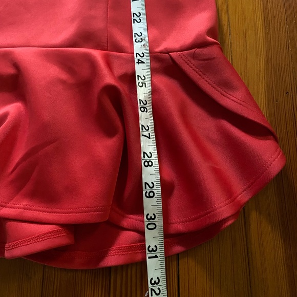 Lover’s + Friends red fitted dress with criss cross straps size Small. - Picture 12 of 13